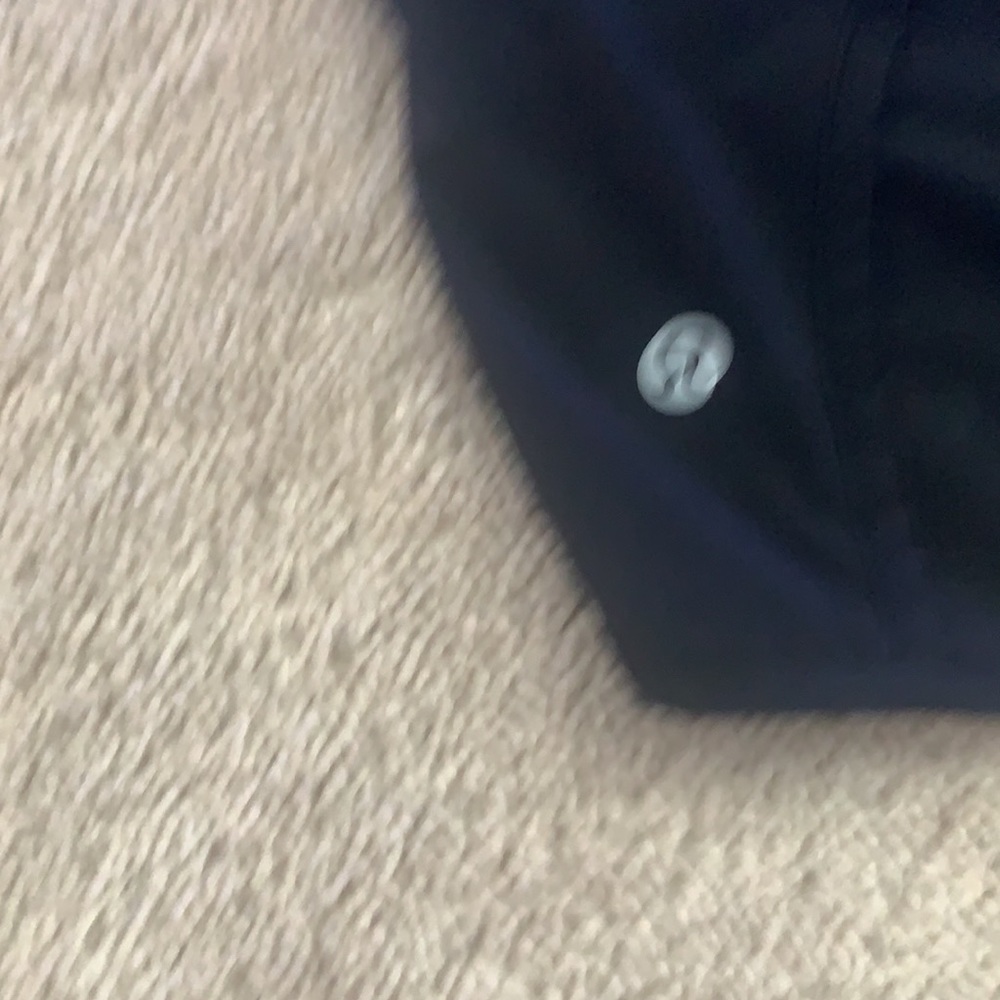Lululemon shorts - Picture 2 of 4